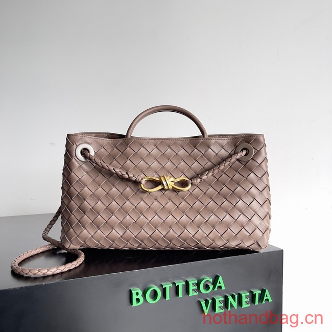 Bottega Veneta Small East West Andiamo 754990 Taupe grey