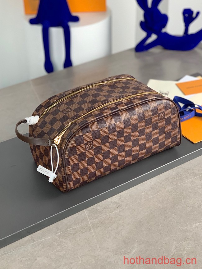 Louis Vuitton Dopp Kit M47528-4