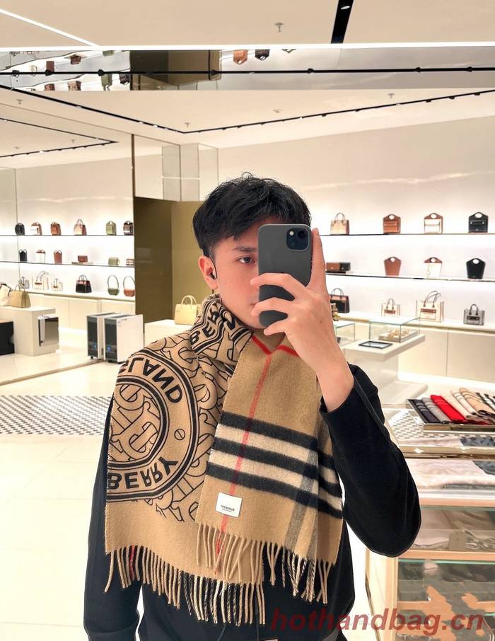 Burberry Scarf BBC00132