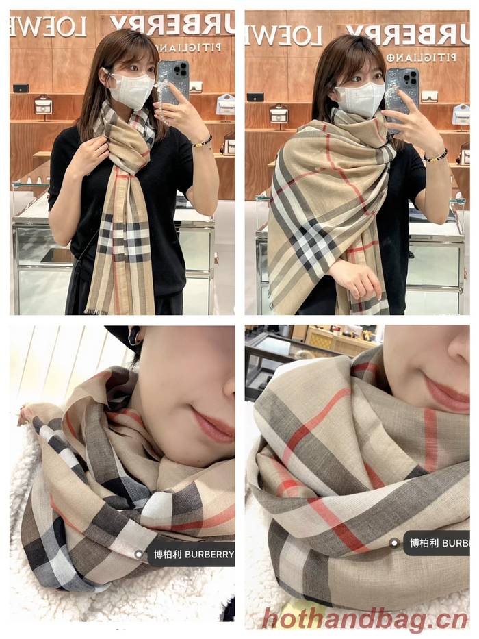 Burberry Scarf BBC00157