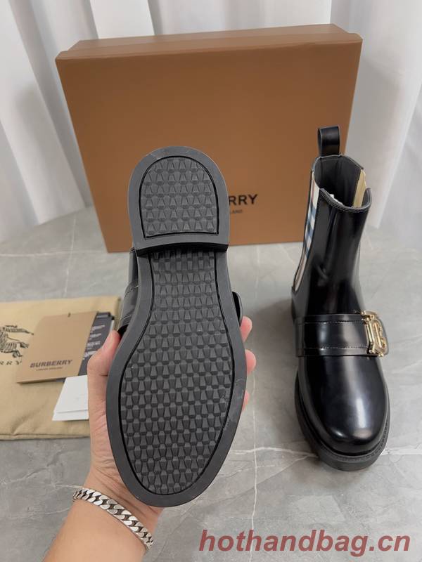 Burberry Shoes BBS00016