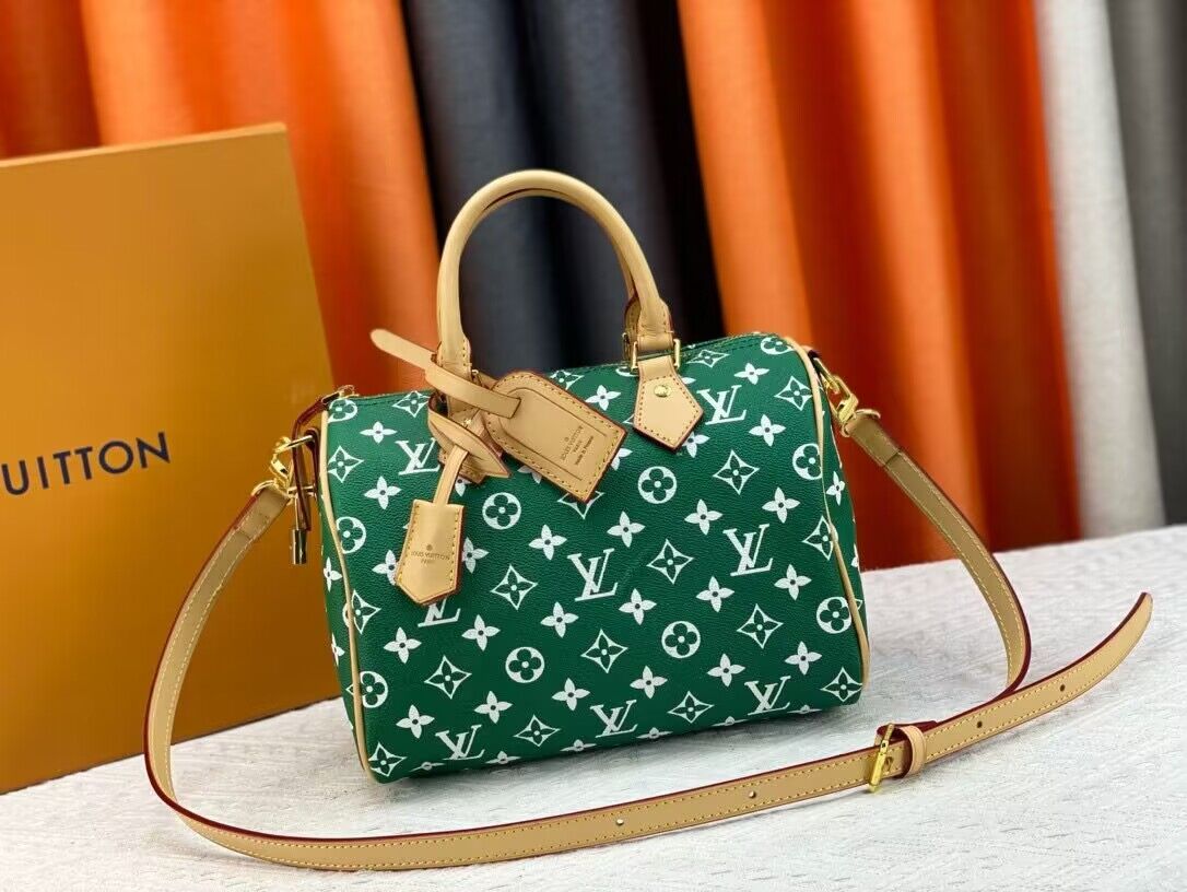 Louis Vuitton LV2024 Speedy 25 M24424 Green