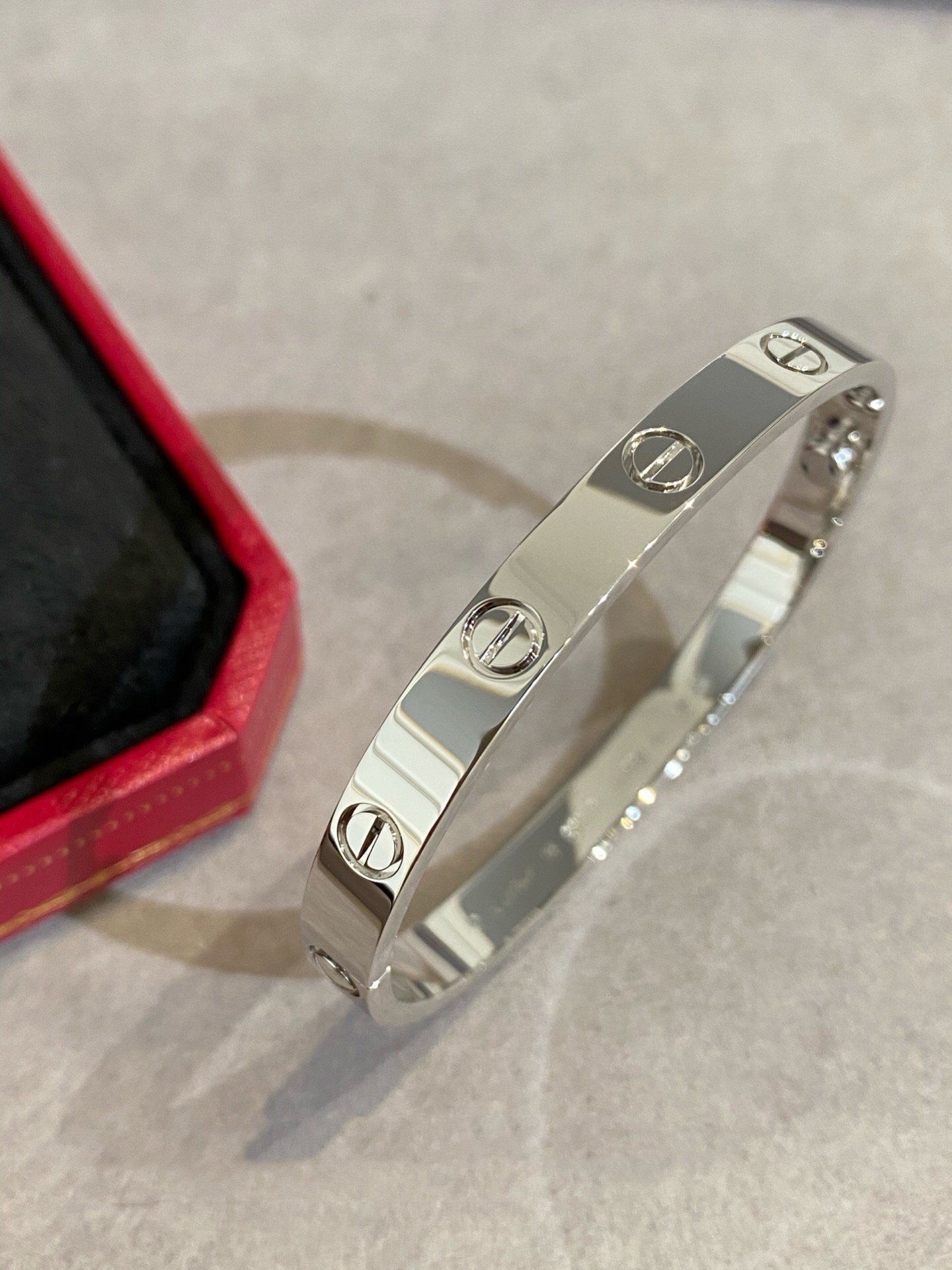 Cartier Bracelet CE13323