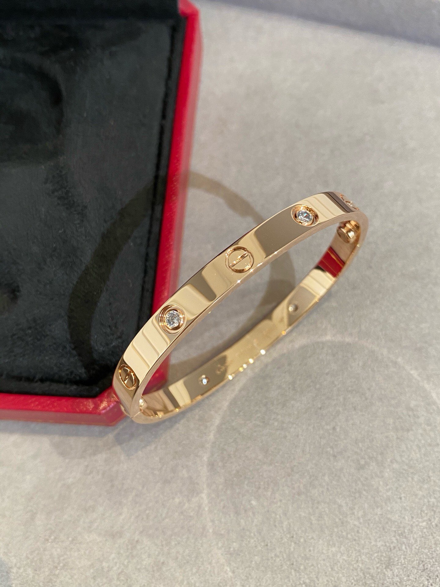 Cartier Bracelet CE13324