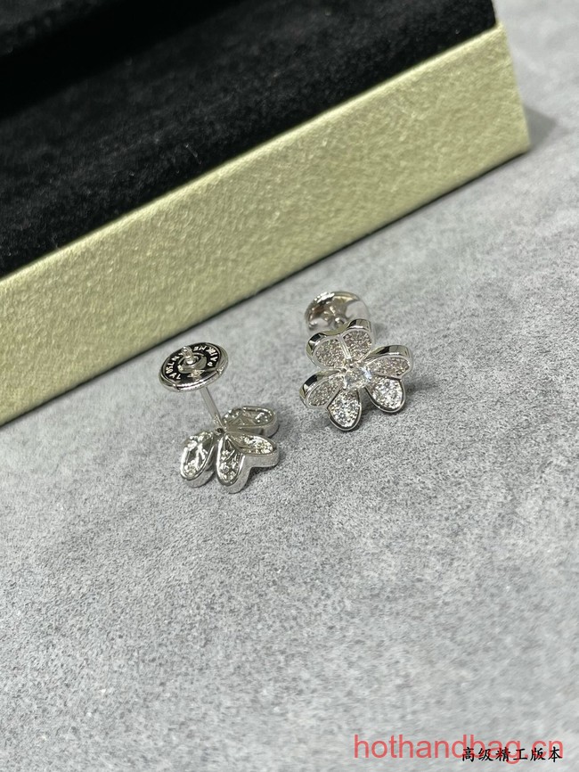 Van Cleef & Arpels Earrings CE13676