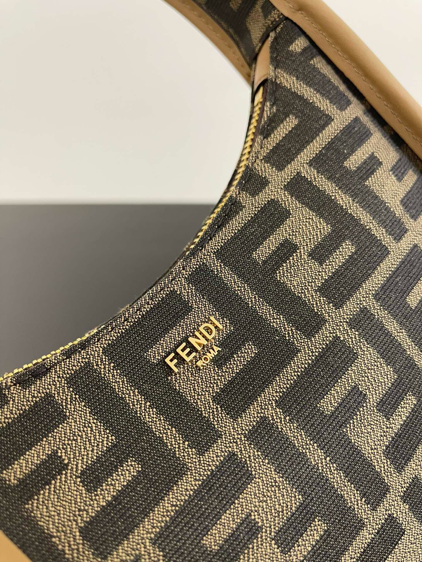 Fendi FF jacquard fabric bag F83283 brown