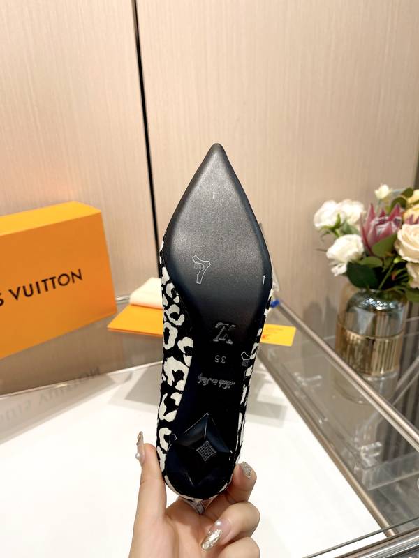 Louis Vuitton Shoes LVS00721 Heel 4CM