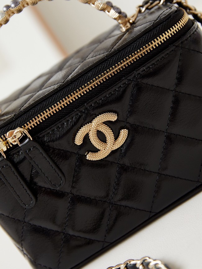 CHANEL MINI CLUTCH WITH CHAIN AP3804 BLACK