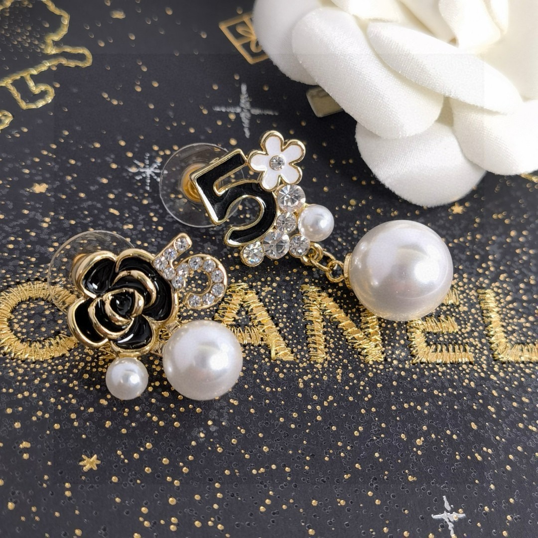 Chanel Earrings CE14120