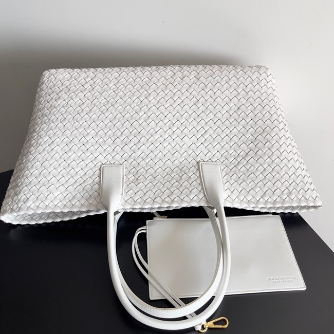 Bottega Veneta Large Cabat 608811 white