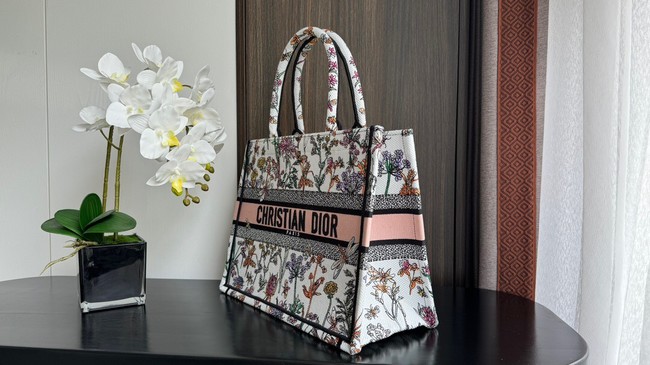 Medium Dior Book Tote White Multicolor Dior Herbarium Embroidery M1296ZEG