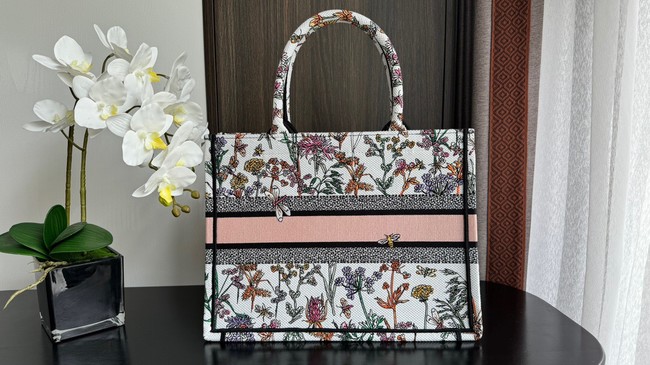 Medium Dior Book Tote White Multicolor Dior Herbarium Embroidery M1296ZEG