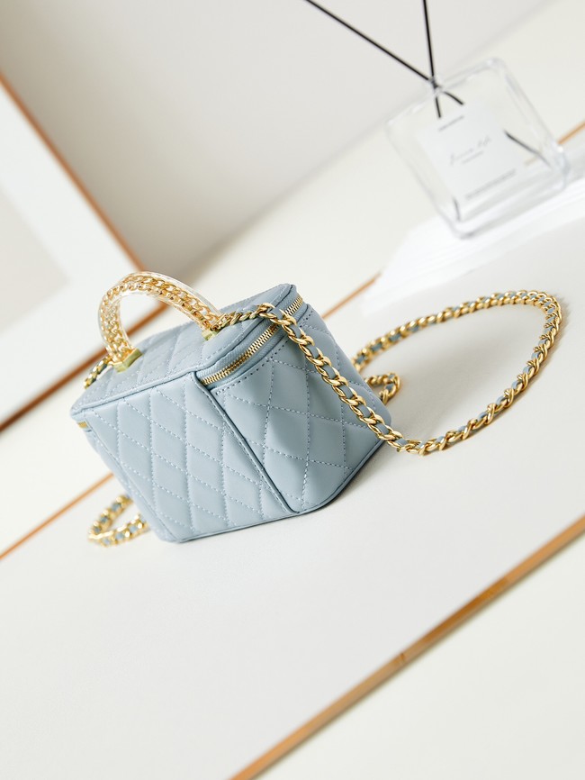 CHANEL MINI CLUTCH WITH TOP HANDLE AP3820 blue