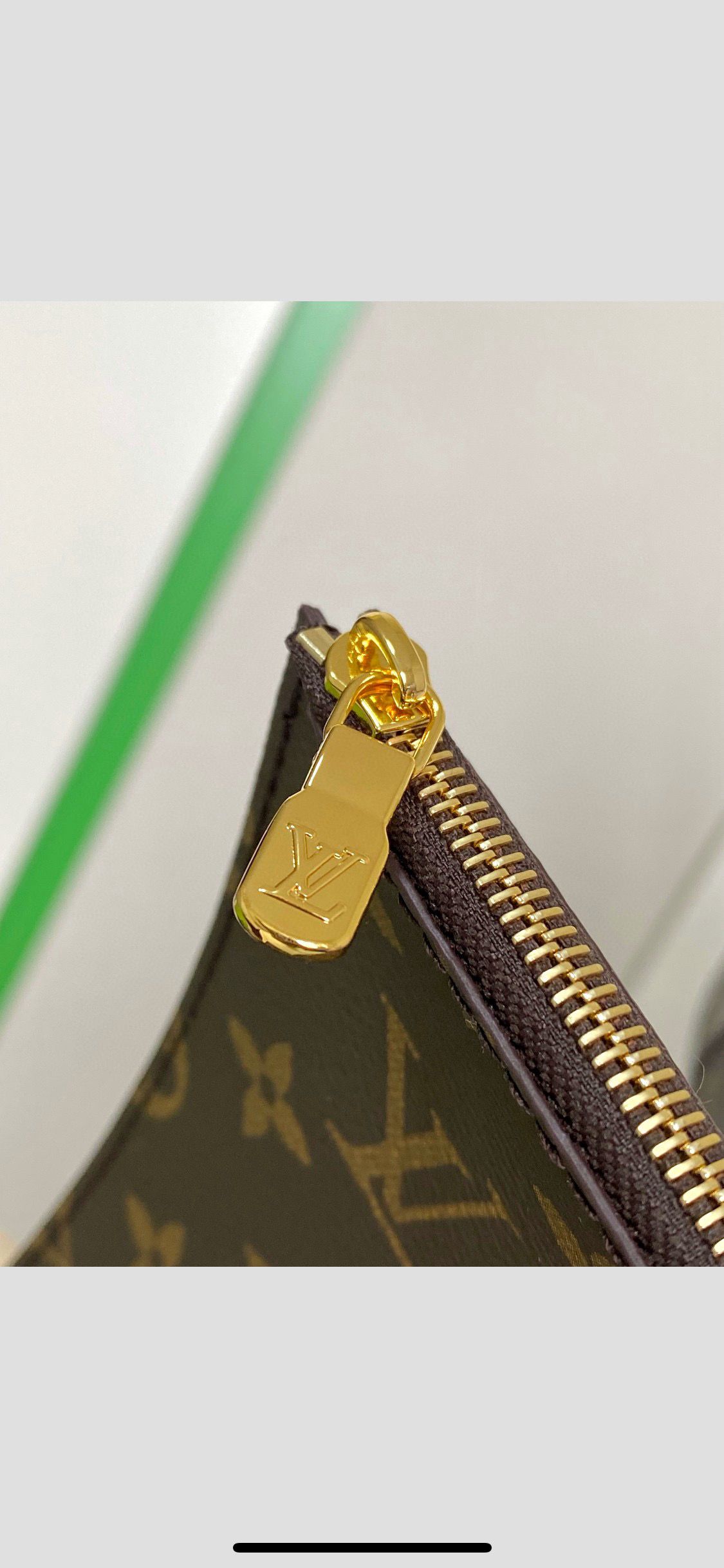 Louis Vuitton Monogram Canvas Atlantis GM Bag M46816 OR M46817 Dark Brown