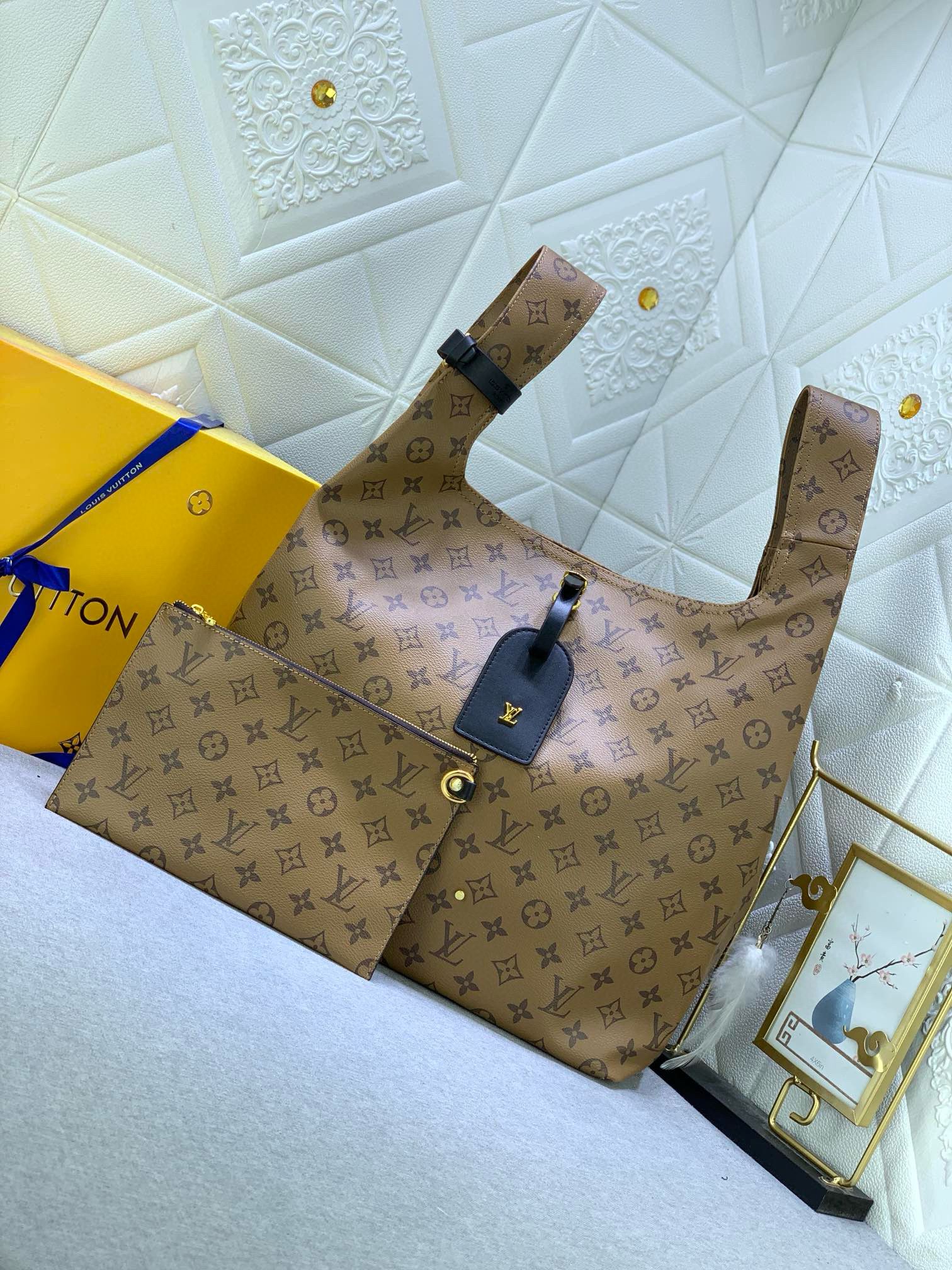 Louis Vuitton Monogram Reverse Atlantis GM Bag M46816 OR M46817 Light Brown