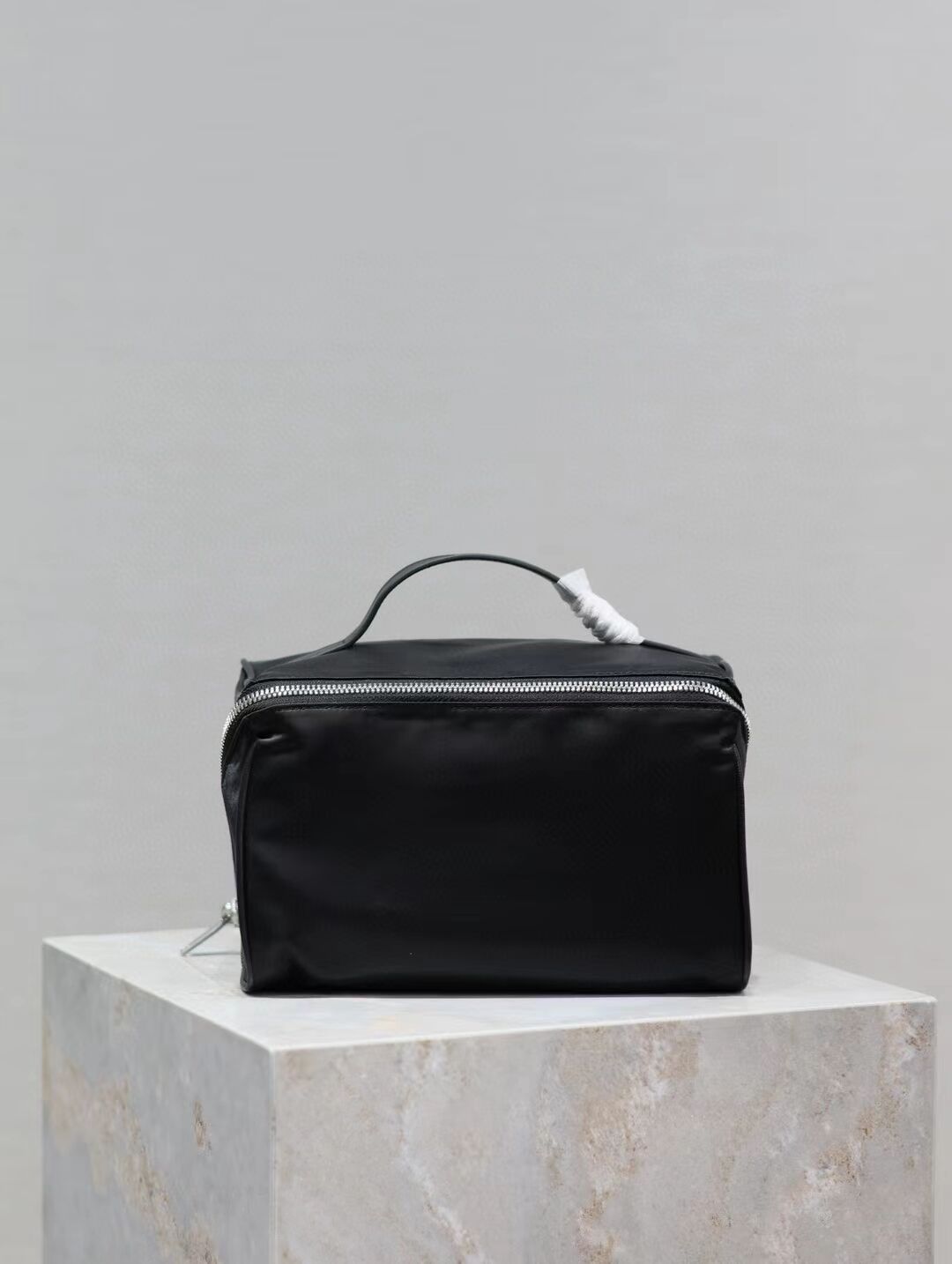 SAINT LAURENT GABY VANITY BAG IN LAMBSKIN Y875317-1 black