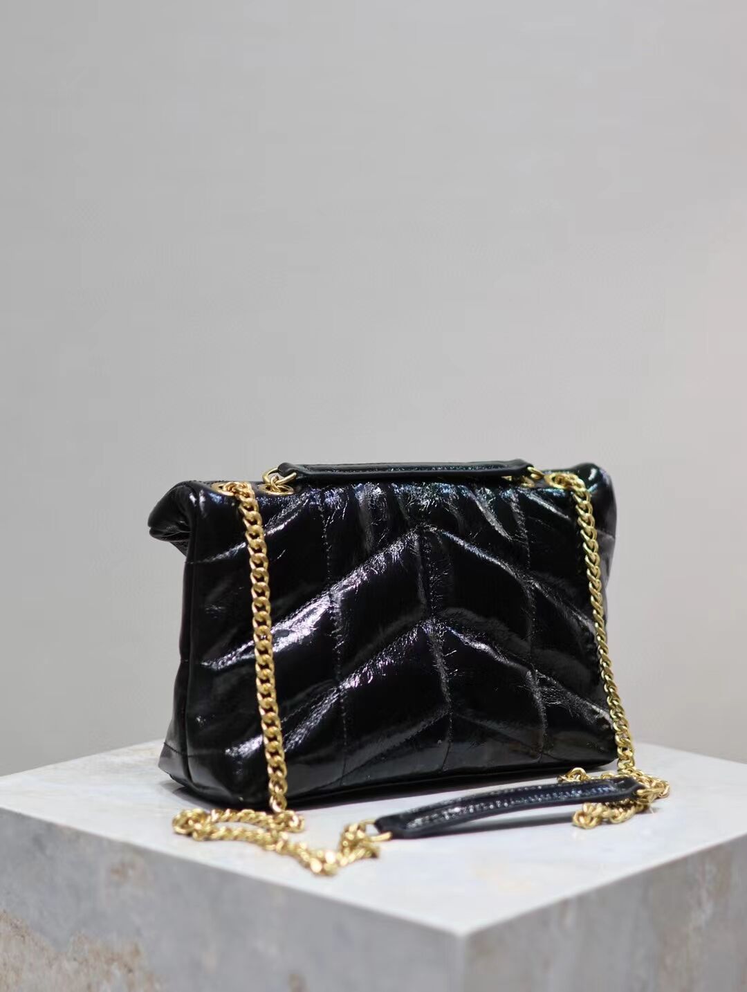 SAINT LAUREN PUFFER SMALL CHAIN BAG IN PATENT Y779223 BLACK