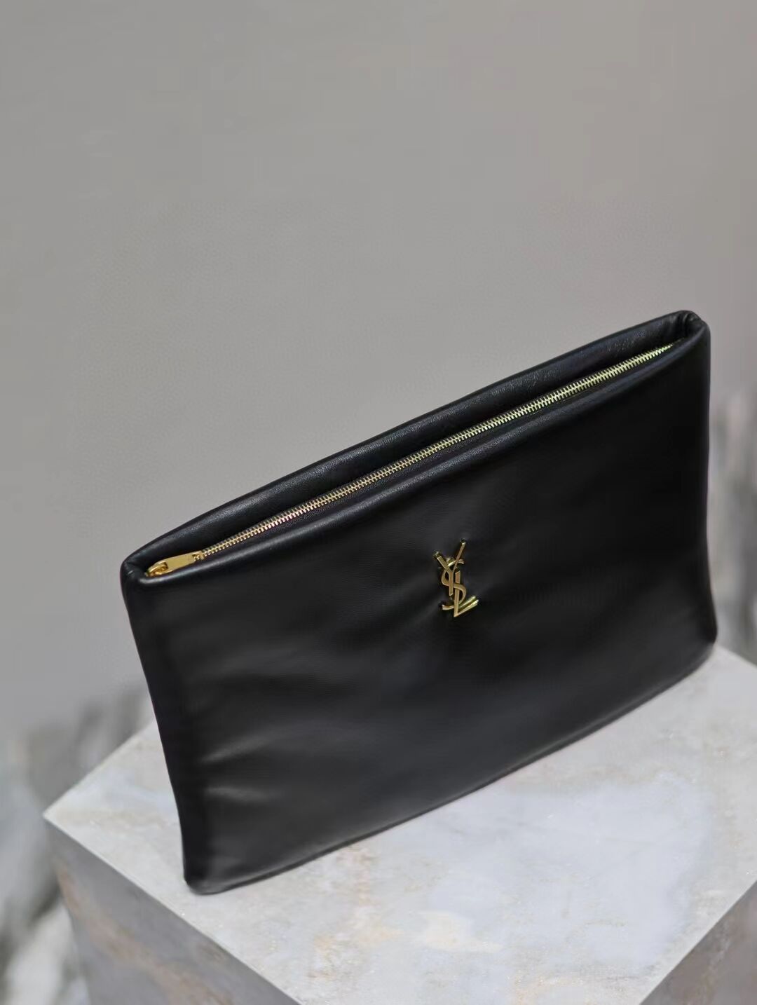 SAINT LAURENT CALYPSO LARGE POUCH IN LAMBSKIN 778943 black