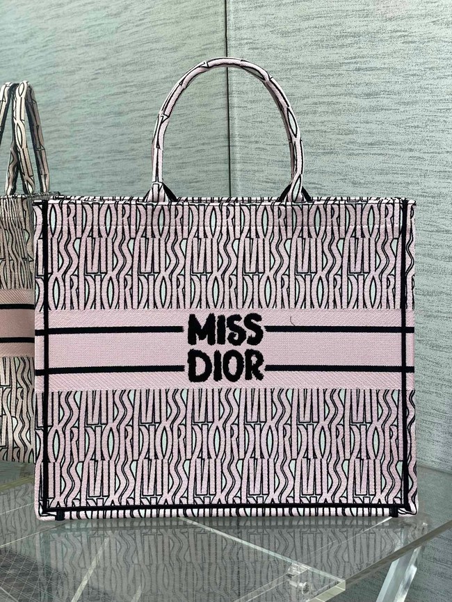 Large Dioriviera Dior Book Tote White and Pale Pink Aquamarina Toile de Jouy Embroidery M1286ZE