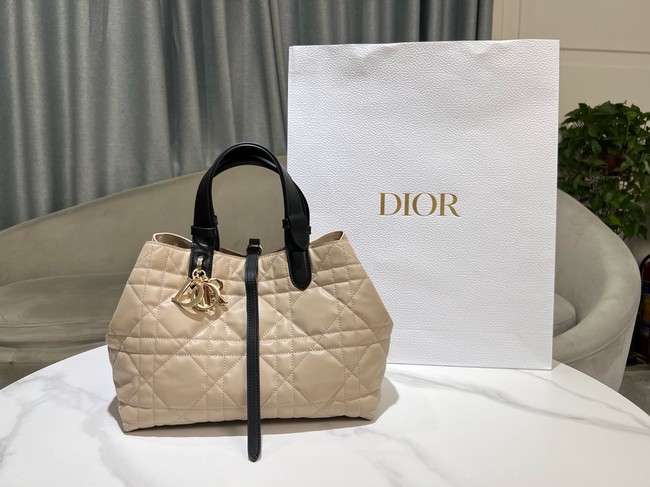 Medium Dior Toujours Bag Rope Beige and Black Macrocannage Calfskin M2821OSIY