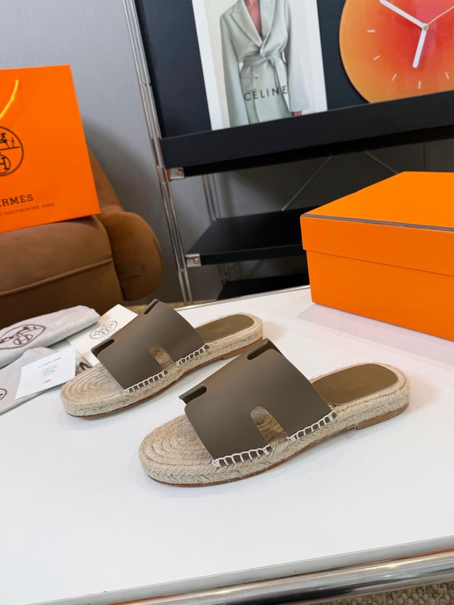 Hermes Slippers 55201-2