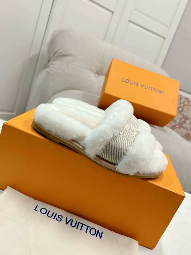 Louis Vuitton Slippers 55260-2