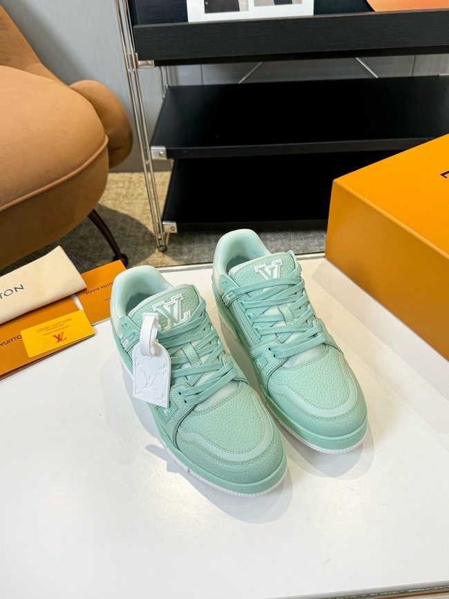 Louis Vuitton Sneakers 55308-11