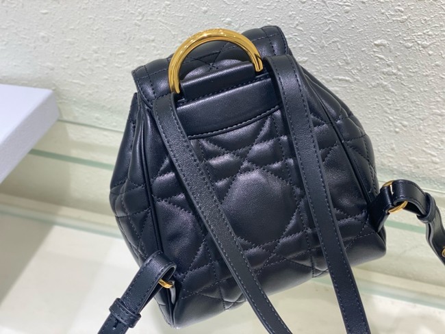 DIOR Medium Dior Caro Backpack M6302UN black