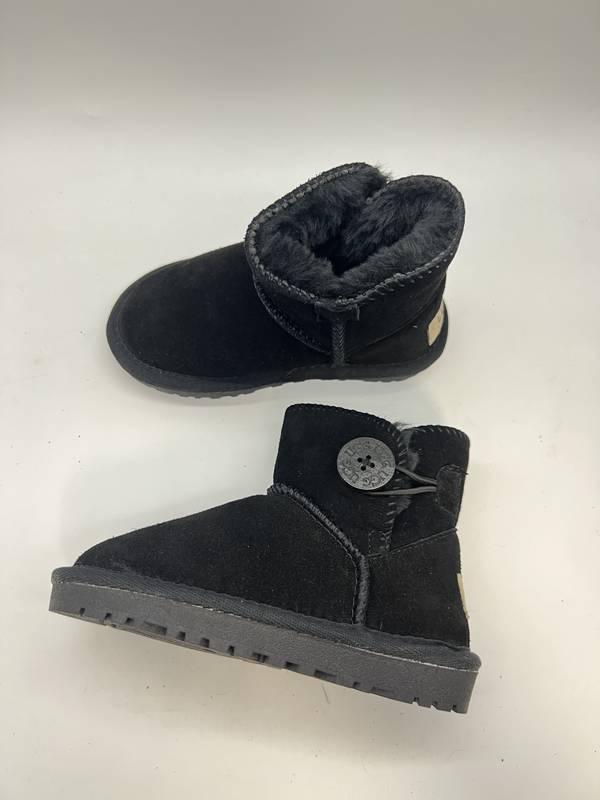 UGG Children