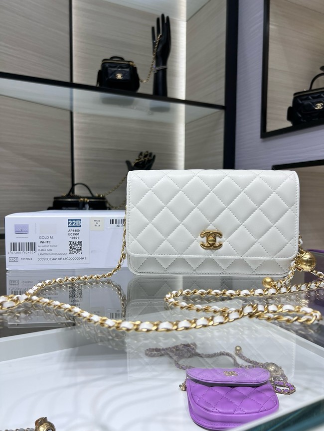 Chanel CLASSIC WALLET ON CHAIN AP1450 white